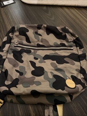 Casual Camo Backpack in Green/Black by shortyLOVE